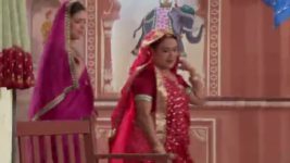 Diya Aur Baati Hum S07E06 Emily falls unconscious Full Episode