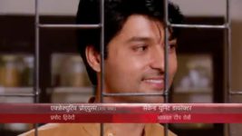 Diya Aur Baati Hum S08E78 Sandhya follows a criminal Full Episode