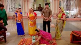 Diya Aur Baati Hum S11E32 Kavita Is Injured Full Episode