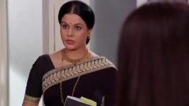 Iss Pyaar Ko Kya Naam Doon Ek Baar Phir S04E40 Astha's saree catches fire Full Episode