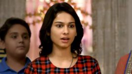 Nisha Aur Uske Cousins S04 E23 Laxmi is in a dilemma