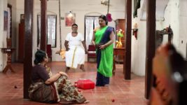 Pandian Stores S01E08 Parvathy and Murugan Argue Full Episode