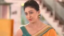Pratidaan S04E305 Shimul Keeps an Eye on Madhu Full Episode