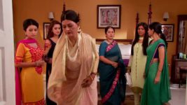 Suhani Si Ek Ladki S17E12 Krishna scolds Soumya Full Episode