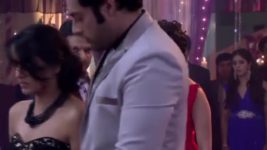 Yeh Hai Mohabbatein S05E12 Santosh learns of Mihika's engagement Full Episode