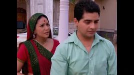 Yeh Rishta Kya Kehlata Hai S10E33 Naitik confides in Gayatri Full Episode
