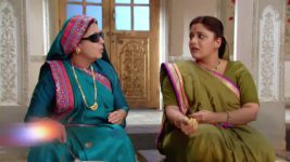 Yeh Rishta Kya Kehlata Hai S36E06 Naman gifts Karishma Full Episode