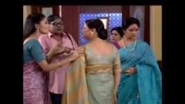 Bodhuboron S09E22 Oli meets Rahul Full Episode