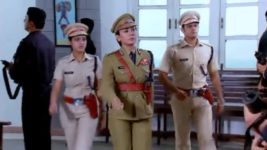 Diya Aur Baati Hum S14E04 Vikram barred from meeting Kanha Full Episode