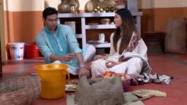 Premer Kahini S06E03 Piya's Sari Catches Fire Full Episode