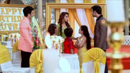 Suhani Si Ek Ladki S26E02 Pankaj Visits Birla House Full Episode