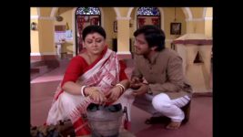 Tomay Amay Mile S02E18 Debal seeks Bhavani’s permission Full Episode
