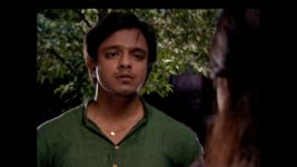 Tomay Amay Mile S03E09 Policeman confronts Nishith Full Episode