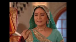 Yeh Rishta Kya Kehlata Hai S04E01 Gayathri scolds Akshara Full Episode