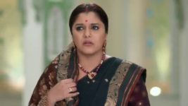 Yeh Rishta Kya Kehlata Hai S48E04 Naira, Gayatri in trouble Full Episode