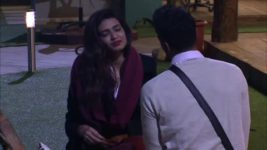 Bigg Boss (Colors tv) S08 E115 Love is in the air for Upen & Karishma