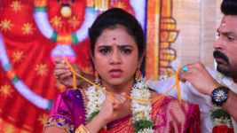 Kanne Kalaimaane S01 E351 Madhuri Rejects the Marriage
