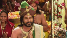 Mahabharat Star Plus S02 E11 Vidura welcomes Pandu and Kunti