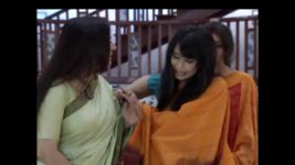 Aanchol S05E46 Jhumur, Kartik are beaten up Full Episode