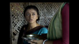 Aanchol S06E09 Tushu saves Bhadu from Rajeshwar Full Episode