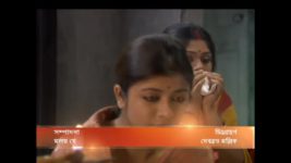 Aanchol S08E41 Tushu insults Geeta Full Episode