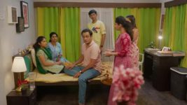 Chotya Bayochi Mothi Swapna S01 E453 Shubhankar's Instinct