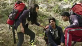 Everest (Star Plus) S01 E22 Anjali and Aakash help Yohan
