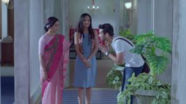 Love Ka Hai Intezaar S01E74 Ayaan Mehta Meets Mohini Full Episode