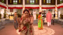 Prothoma Kadambini S01E24 Bini Is in a Tight Spot Full Episode