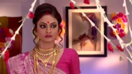 Thik Jeno Love Story S10E16 Aankhi searches for Adi Full Episode