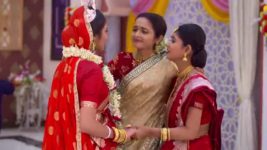 Gramer Rani Binapani S01E363 Gaurav, Riddhima Tie the Knot Full Episode