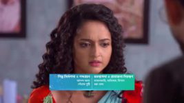 Gramer Rani Binapani S01E39 Bina Confronts Shatadru Full Episode