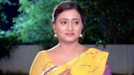 Kumkuma Puvvu (Maa Tv) S01 E17 Amrutha Leaves Sandeep's House