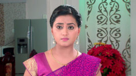 Kumkuma Puvvu (Maa Tv) S02 E18 Amrutha Learns About Her Marriage