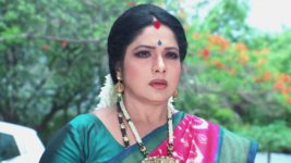 Kumkuma Puvvu (Maa Tv) S06 E70 Jayanthi Is Misled
