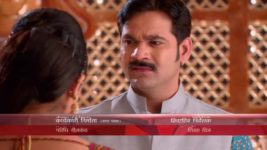 Saraswatichandra S07E57 Sunanda asks Jugnu to take Kumud Full Episode
