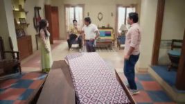 Pandya Store S02 E1104 Dolly Faces an Attack